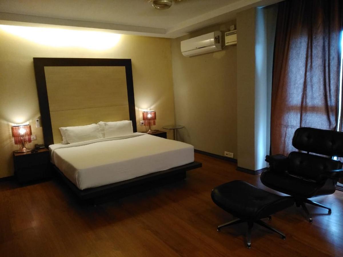 Hotel Md'S Continental Jorhat Bagian luar foto