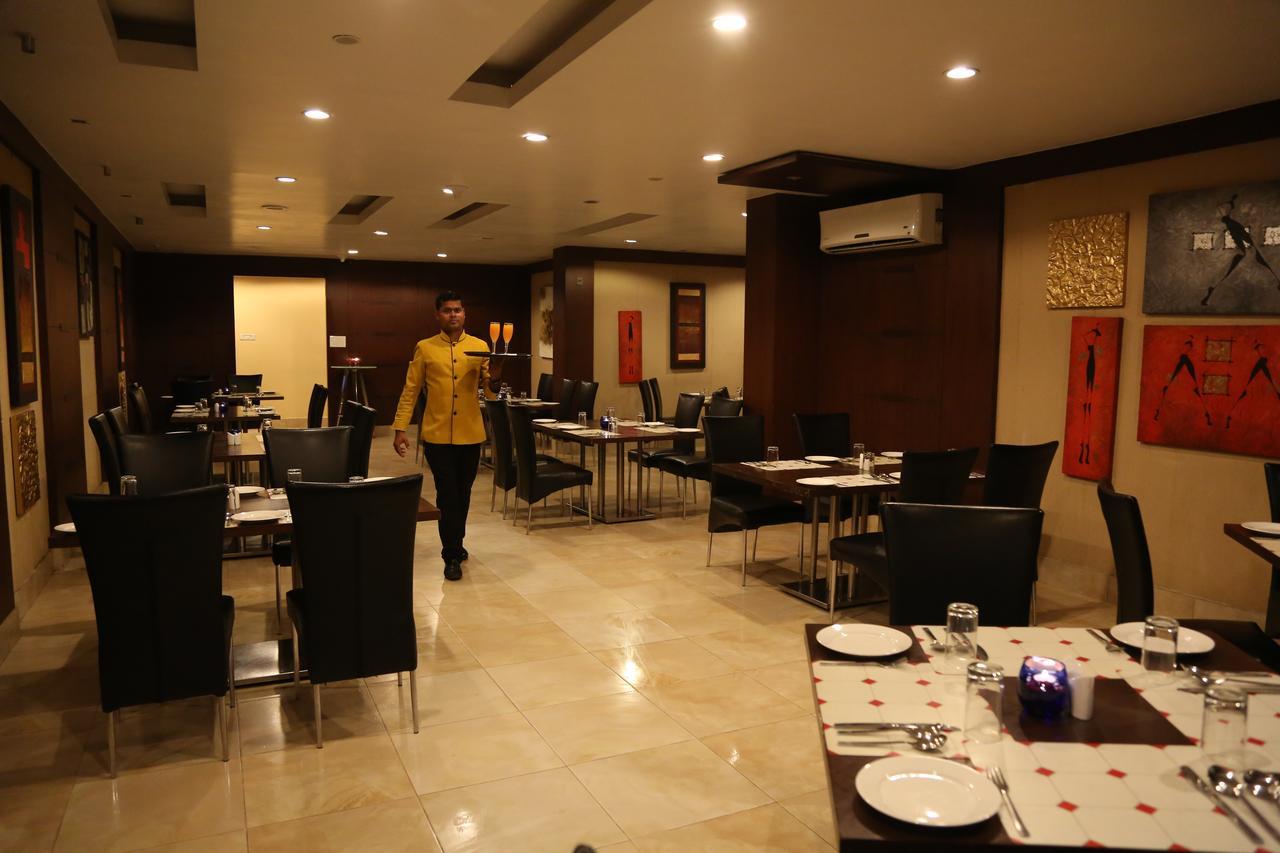 Hotel Md'S Continental Jorhat Bagian luar foto